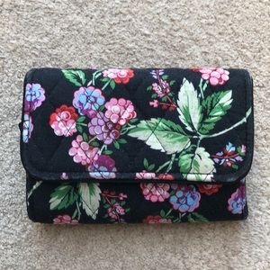 Vera Bradley Wallet- Final Price!